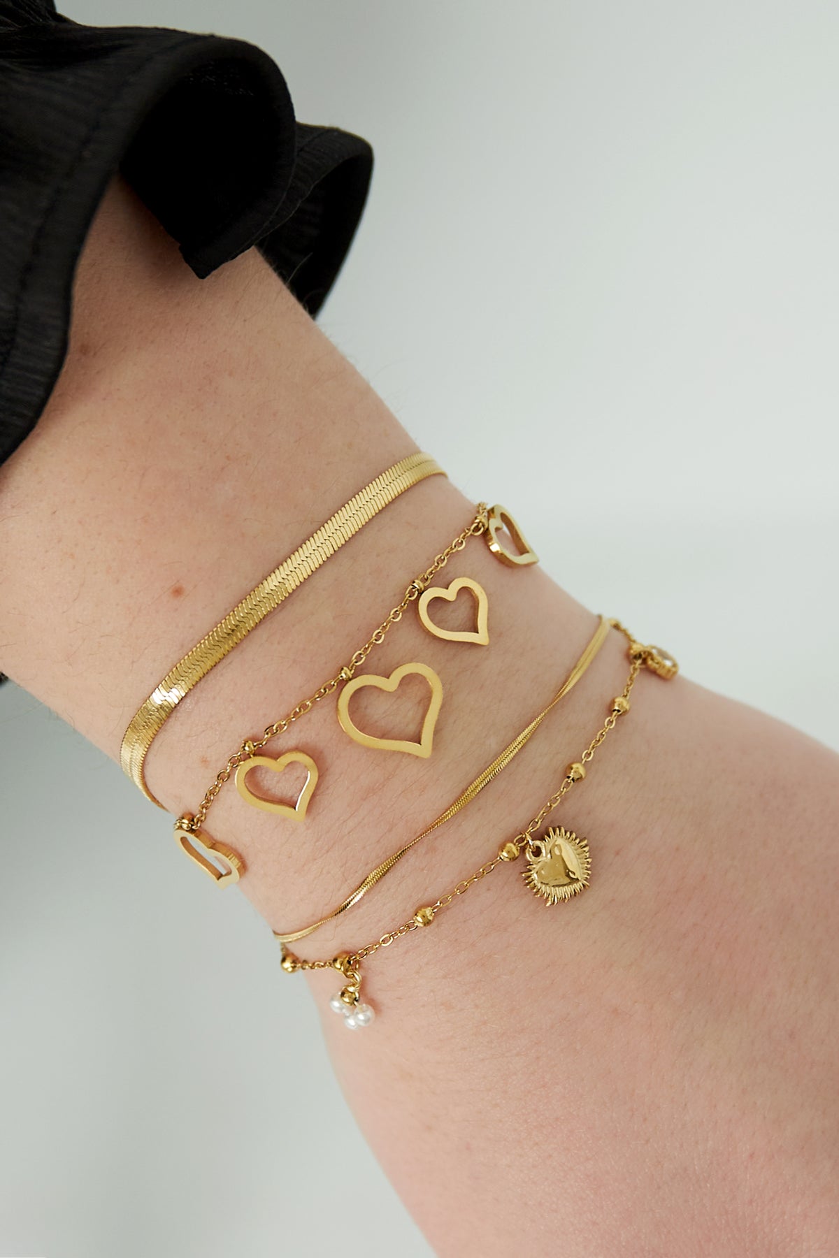 chunky heart armband