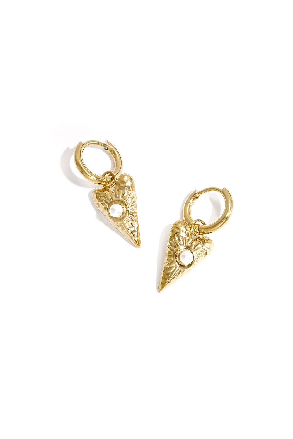 Oorbellen Etched Love Heart - Goud - Online kopen bij niniforyou