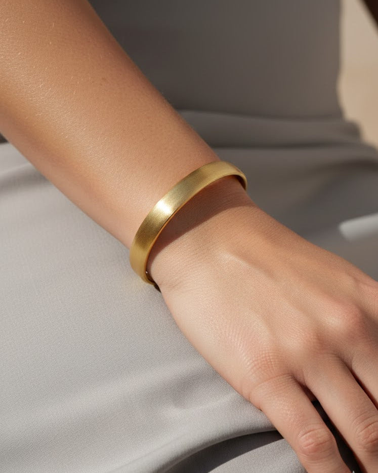Pure Grace Bangle - Goud