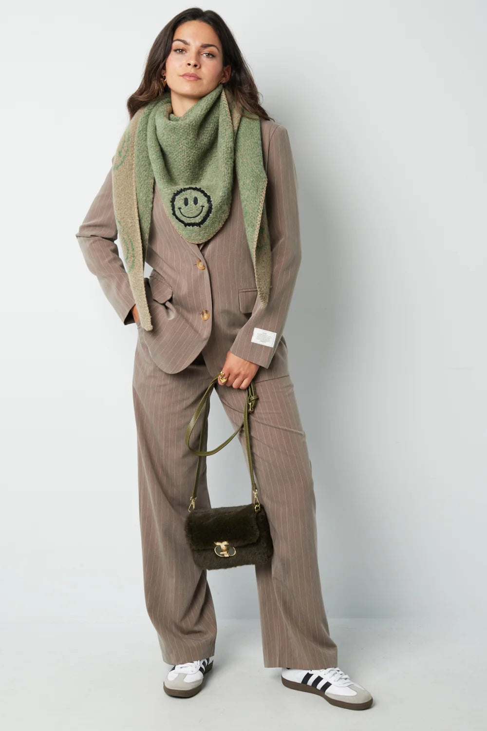 Wintersjaal Smiley Smoothnes TAUPE